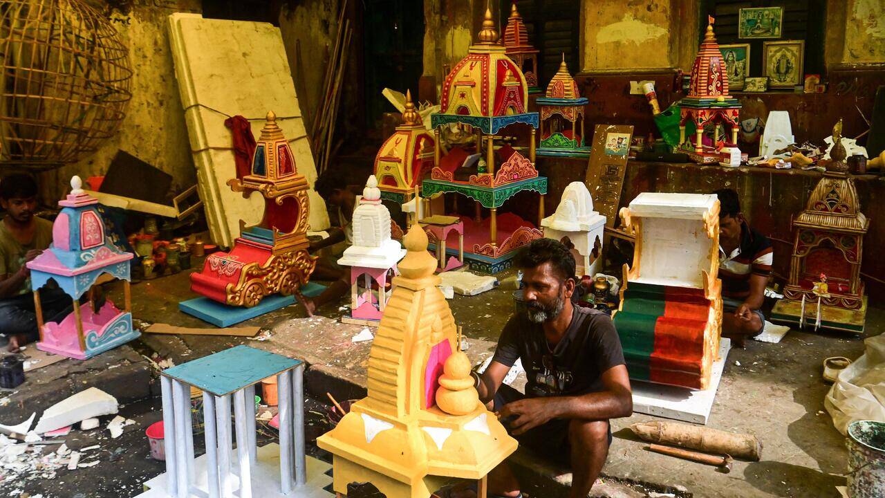 Govt push drives biz hope in Rath Para