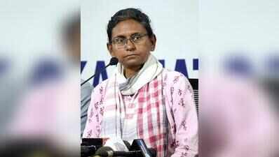 Surekha-Srihari tiff reaches Meenakshi; Min told to exercise restraint