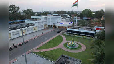 Upgraded Chhindwara Stn Showcases MP’s Tribal Art