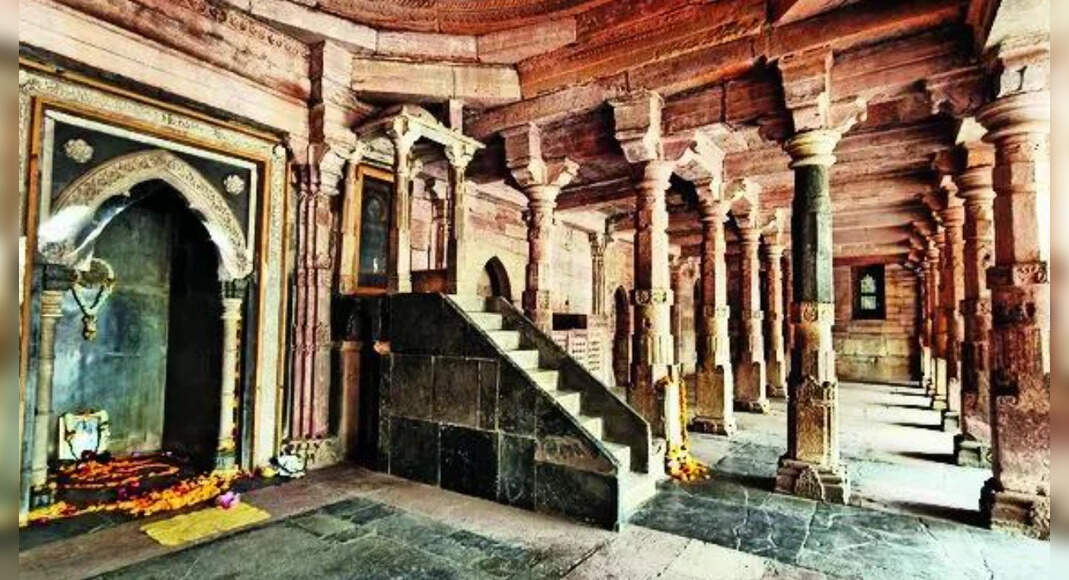 Give Muslims alternative site for namaz: Supreme Court to Dhar administration