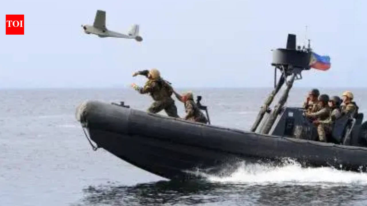 On South China Sea, government backs tribunal ruling against Beijing