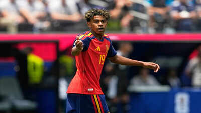 'New York, we're coming for you': Lamine Yamal sends Spain World Cup final warning after France masterclass