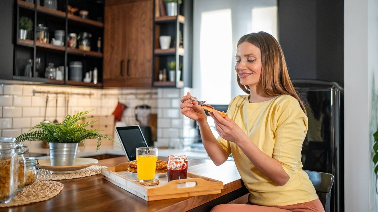 Always feel busy but get nothing done? Try the 3-2-1 morning method that productivity experts swear by
