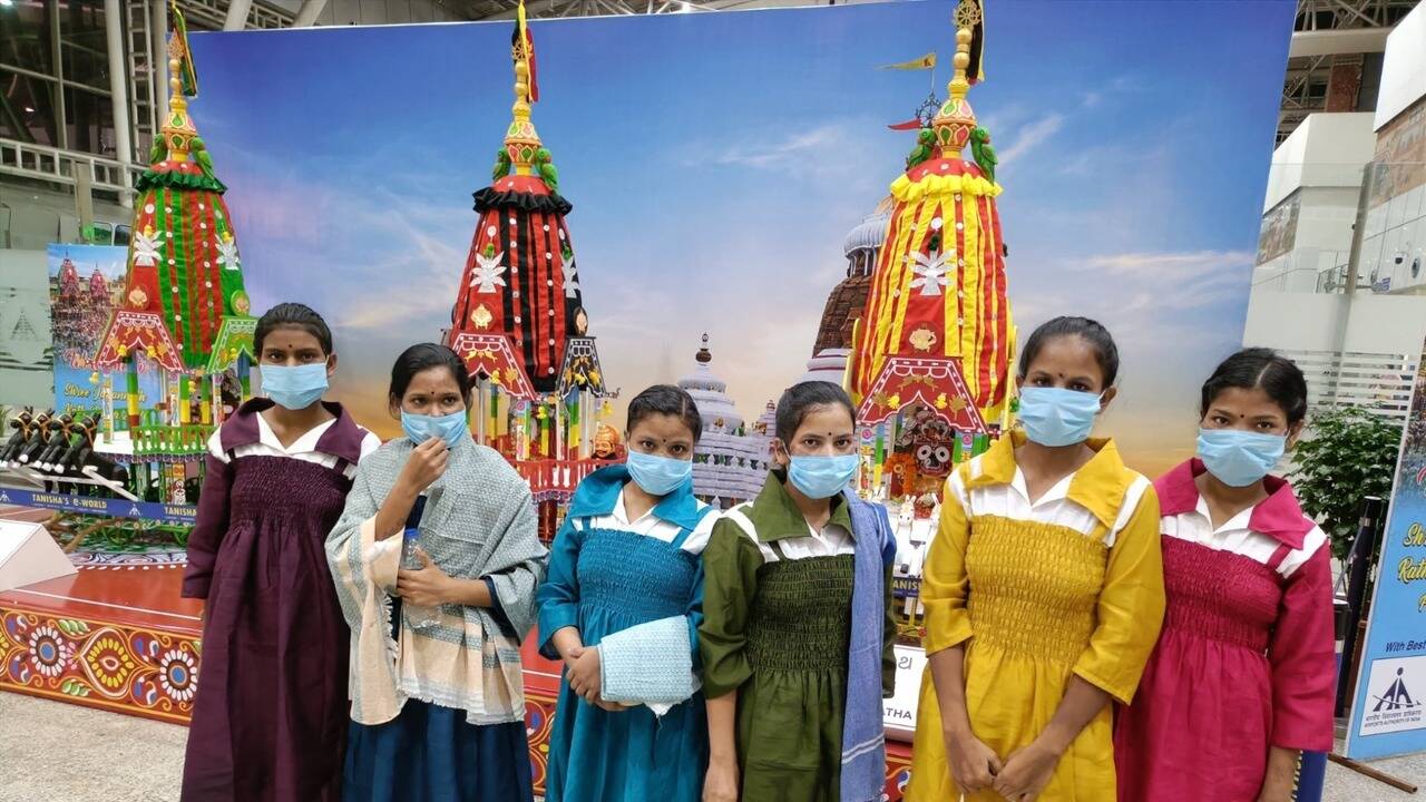 6 more Odia migrant workers return home
