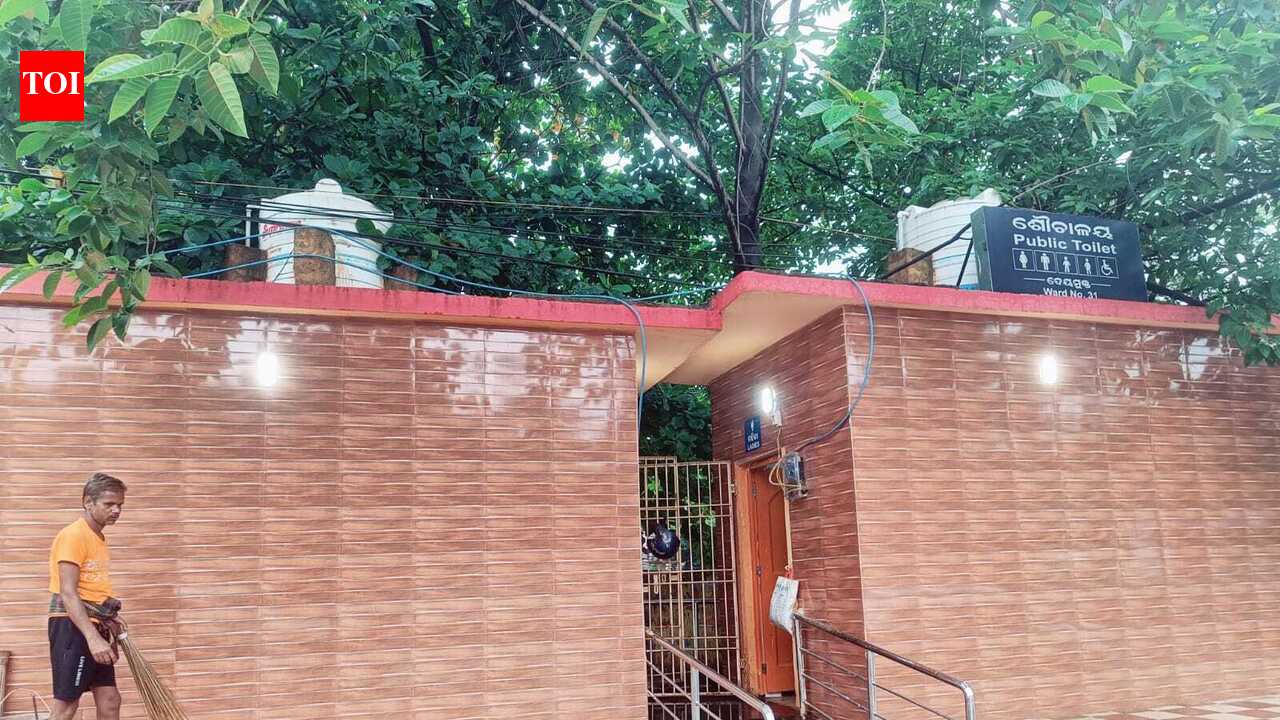 200 standalone urinals to boost city sanitation