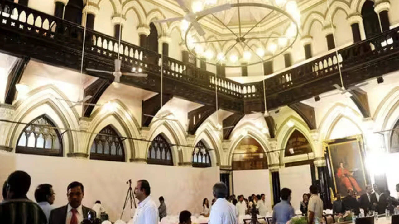 Law colleges in Mumbai face delays over Bar Council recognition; fines mount