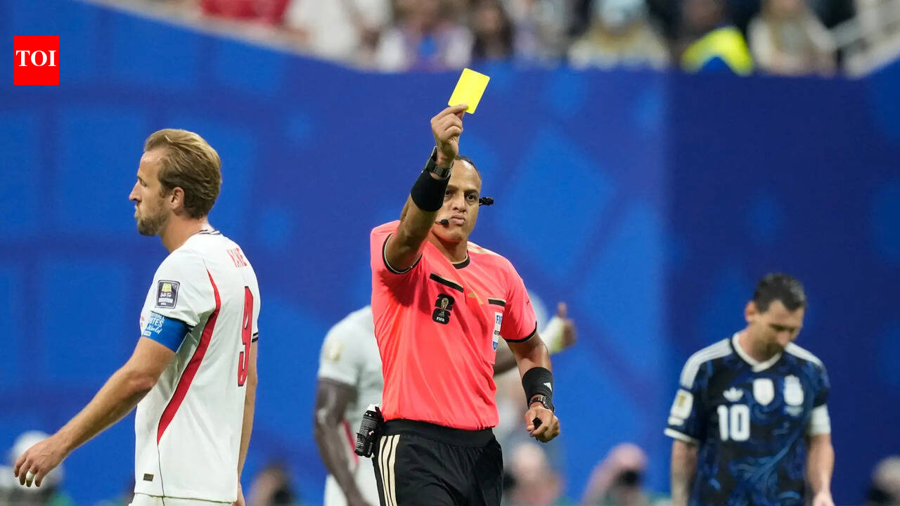 ARG Vs ENG, SF, Live Score: 0-0; Crunching tackles flying in from both sides