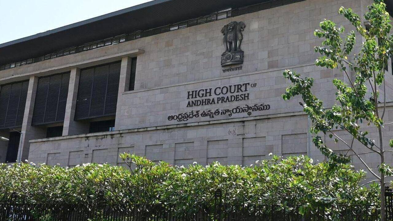 AP high court seeks reasons for Sai Krishna case plea withdrawal; SC issues notices