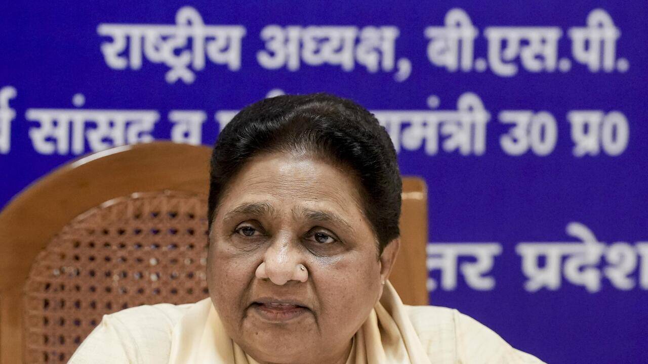 Govt must act on paper leaks, says Maya
