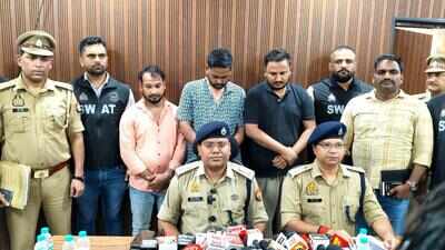 Family-run fake call centre cheat job seekers, 20 arrested