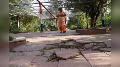 Broken walkways, defunct fountains: Indirapuram’s biggest park falls into decay