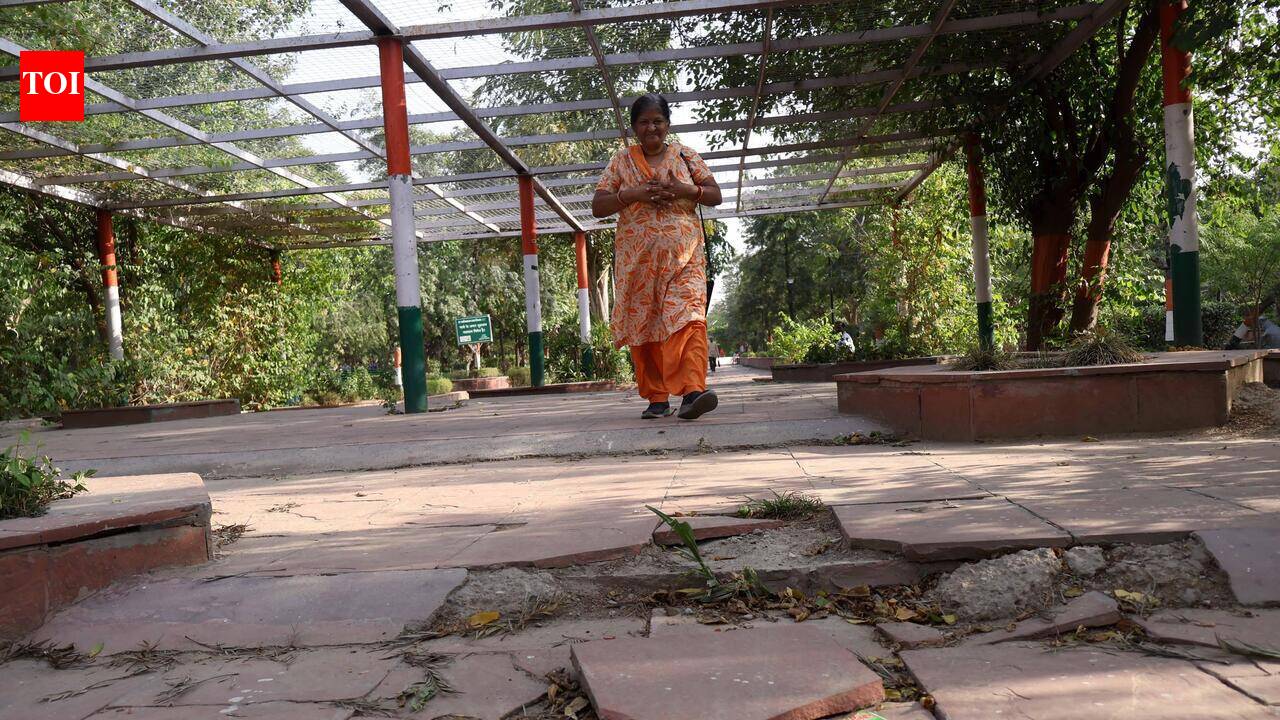 Broken walkways, defunct fountains: Indirapuram’s biggest park falls into decay