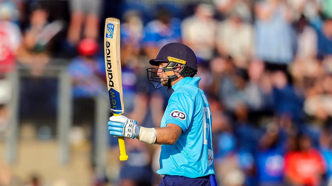Ind vs Eng, 2nd ODI Live: Joe Root remains not out on 99 as England beat India by 4 wickets