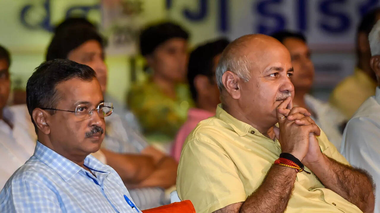 'No further delay': Delhi HC gives Kejriwal, AAP leaders final chance to file replies in excise policy case