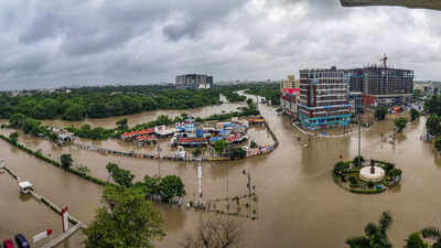 कैसे कंक्रीटीकरण शहरों को मानसूनी बाढ़ के जाल में बदल रहा है