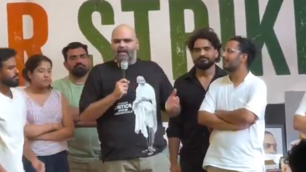 Kunal Kamra Viral Statement on Jantar Mantar Creates Controversy