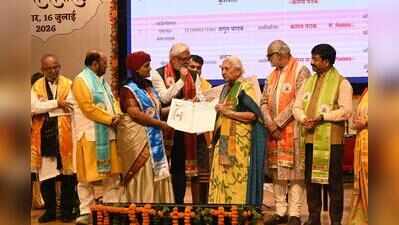 Negligent answersheet evaluators should face pay cut: Guv