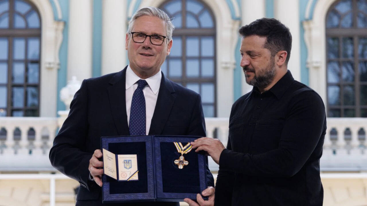 Zelenskyy awards Ukraine's highest foreign honour to Keir Starmer on final visit as UK PM