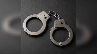 Drug peddler held