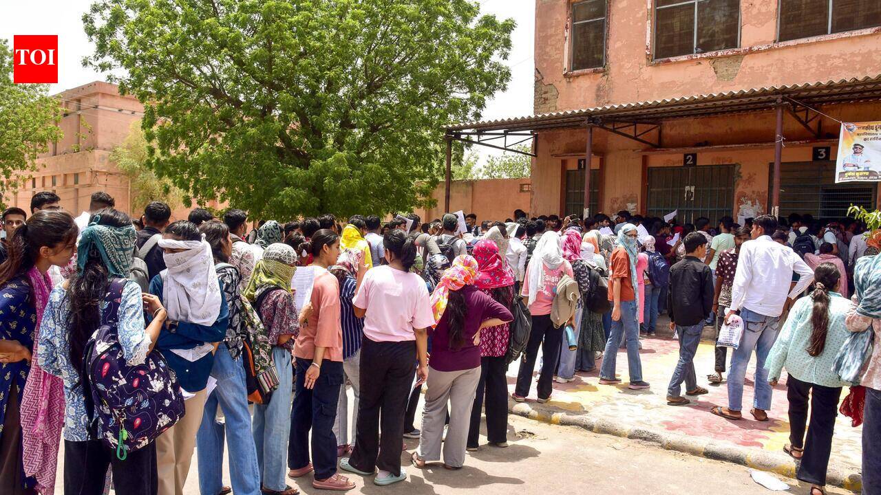 Over 3.2 lakh students still await FYJC seats as new admission round ...