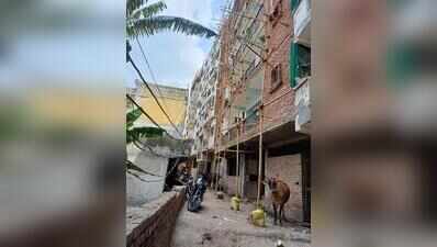 Girl (15) dies, mother alleges pushed from 4th floor Ghaziabad building by stalker