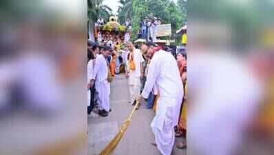 ‘Lord of Universe unites country from north to south’