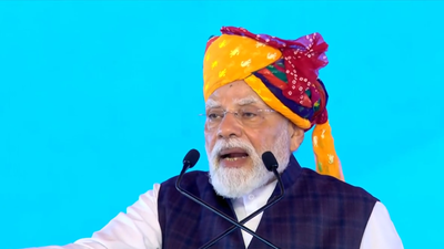  PM says Hormuz crisis didn't affect Railways, draws parallel with 2014