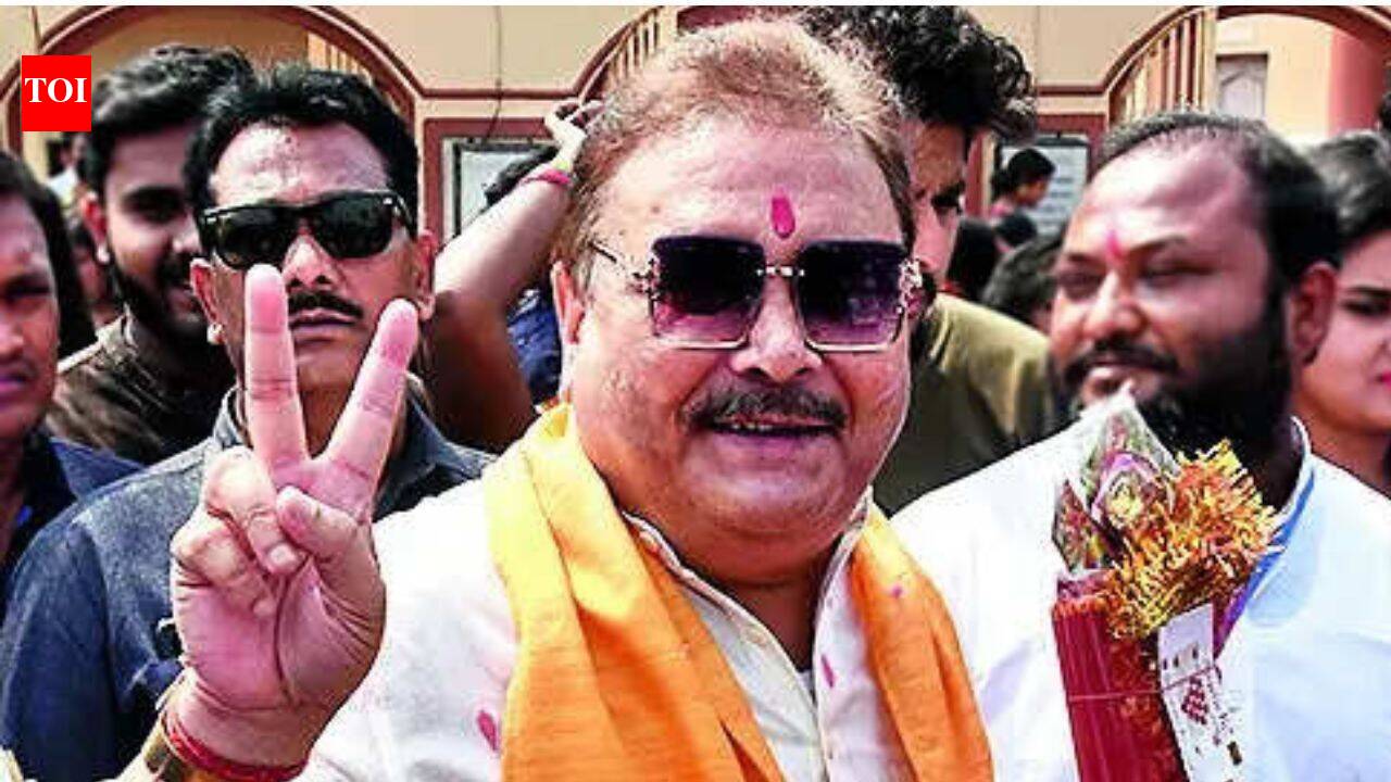 ‘राजनीति को ईडी के साथ न मिलाएं’: मदन मित्रा ने परिवार के कारण टीएमसी गुट बदलने के लिए नोटिस देने से इनकार किया | भारत समाचार