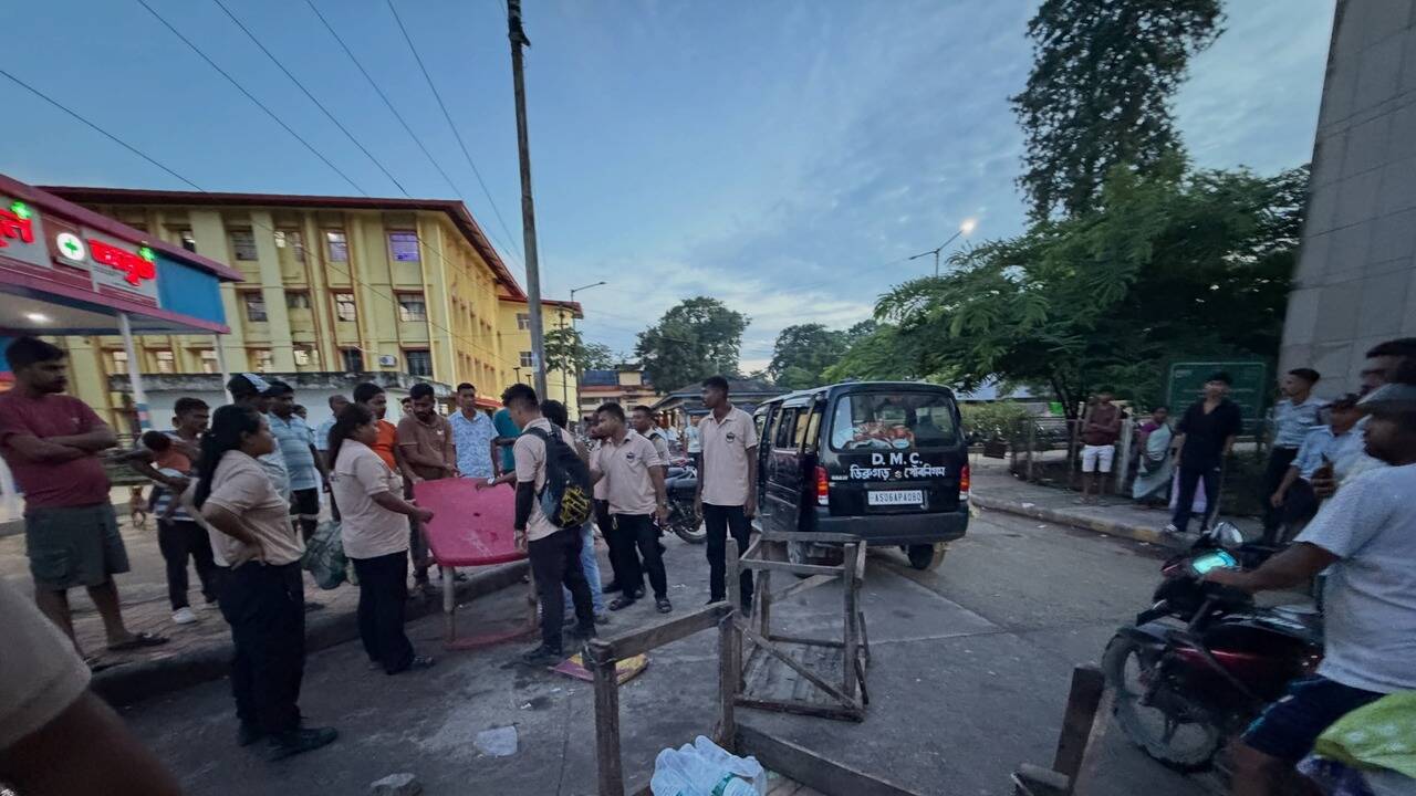 DMC conducts eviction drive at AMCH, flags sanitation violations