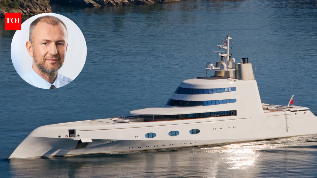 This billionaire’s $300 million superyacht cruised through the Strait of Hormuz without any problems
