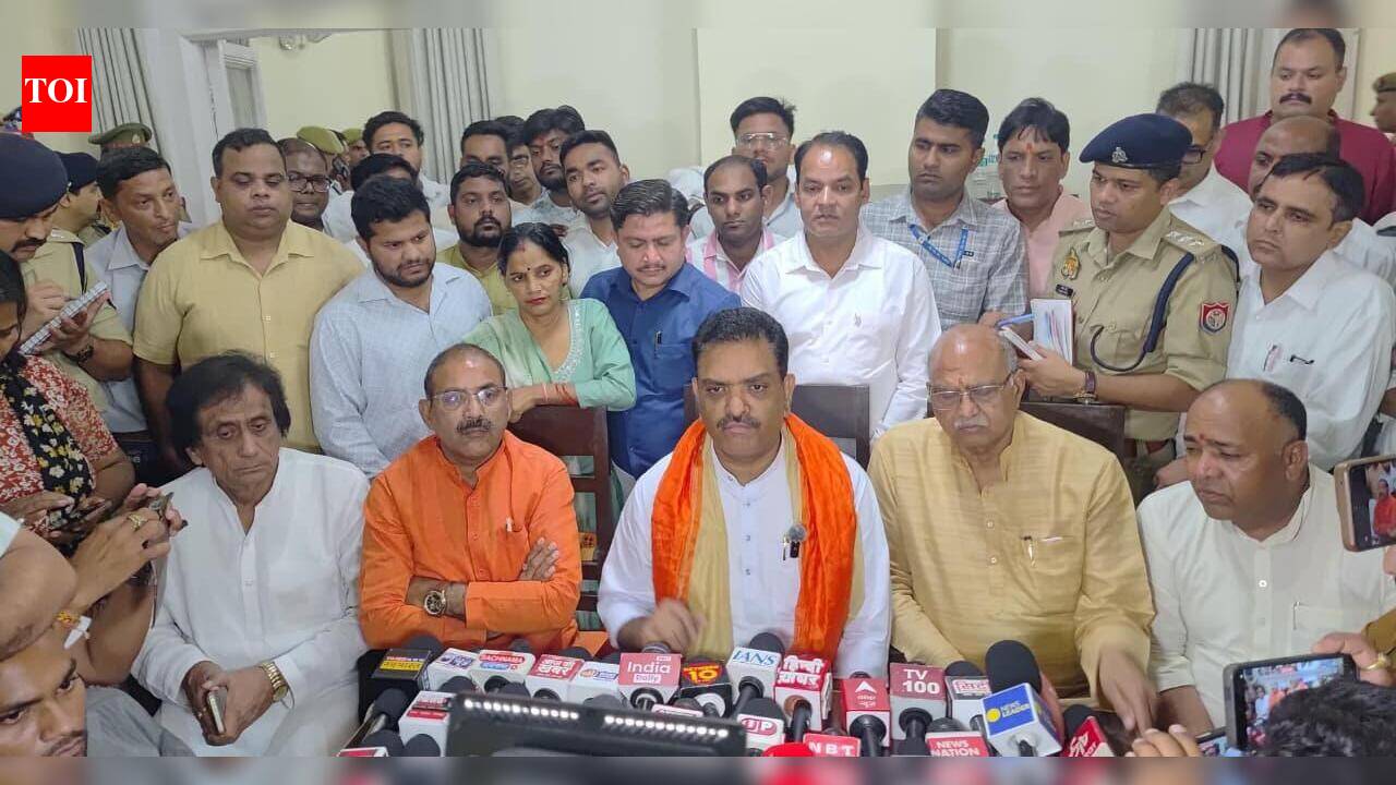 CM Yogi sends min to defuse outrage over Dalit student murder in Meerut, orders wider probe into police r