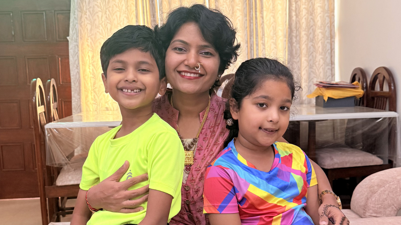 ईशु गुप्ता: “मुझे अपने बच्चों को स्तनपान कराने का मन नहीं था”: वह अपने जुड़वा बच्चों के जन्म के बाद प्रसवोत्तर अवसाद से जूझ रही थीं; अब वह एक थेरेपी-मुक्त दुनिया बनाने की उम्मीद करती है