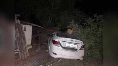 Drug smugglers’ escort car kills 2 while fleeing NCB op in MP’ Guna