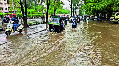 Brief wet spell leaves roads waterlogged again