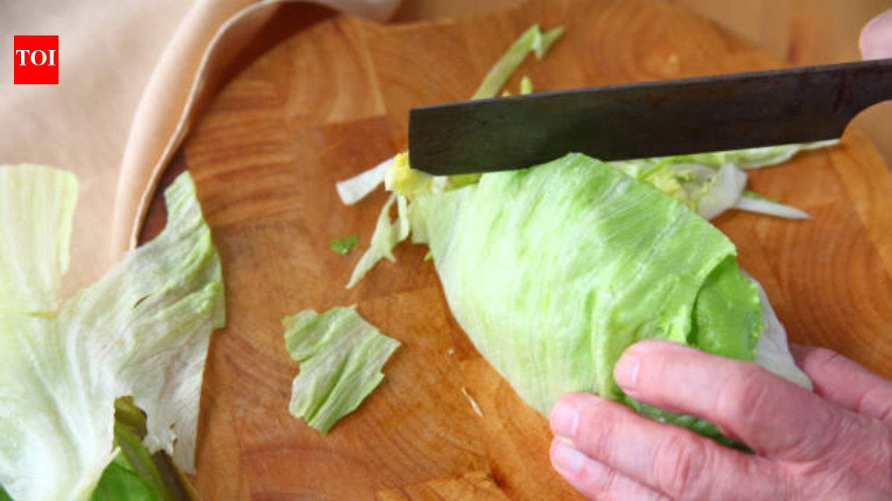 CDC finds shredded lettuce behind Taco Bell-linked cyclospora outbreak