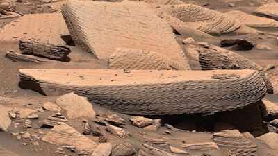 Nasa's Curiosity rover discovers evidence of an ancient sandstorm preserved in Mars rocks for billions of years