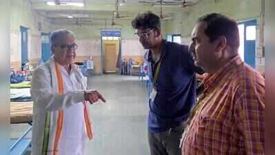 Health minister inspects RG Kar Hospital, flags cleanliness issues