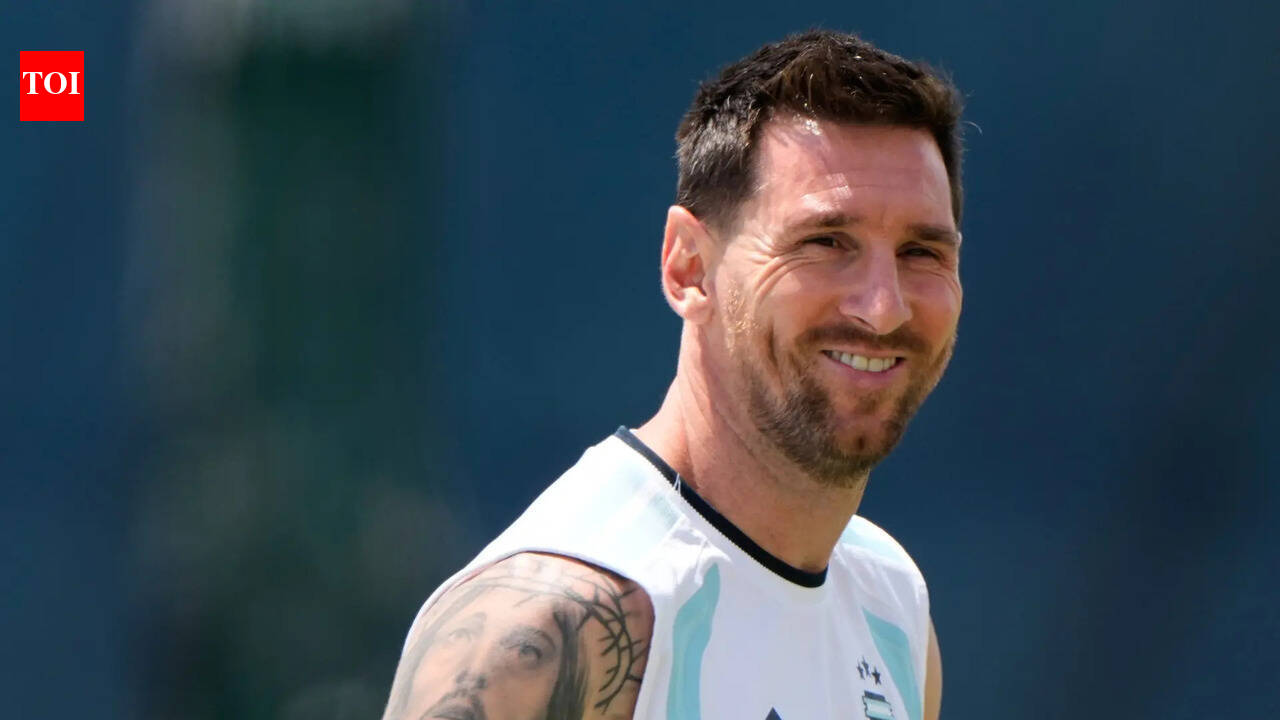 'He's not the best': Ex-India coach makes bold Messi claim before WC final