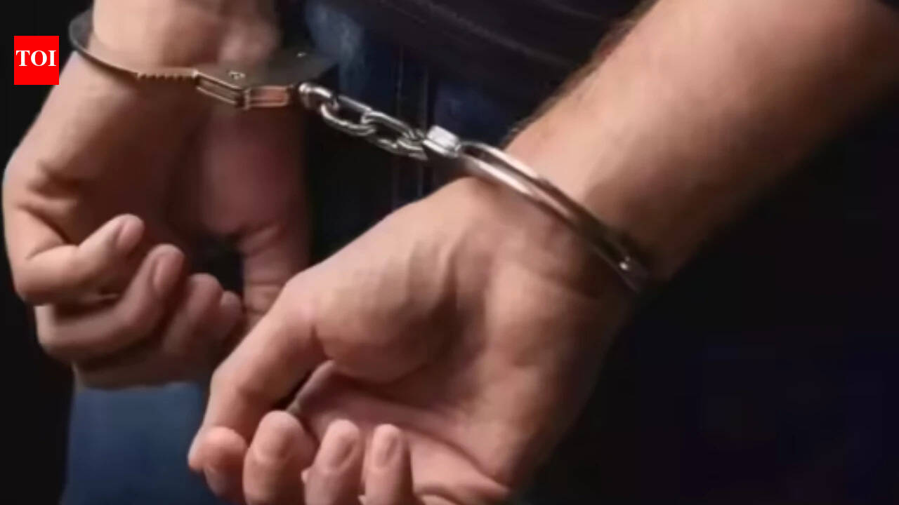 Truck driver arrested from Gujarat for killing fellow driver with iron rod over caste dispute in Maharashtra
