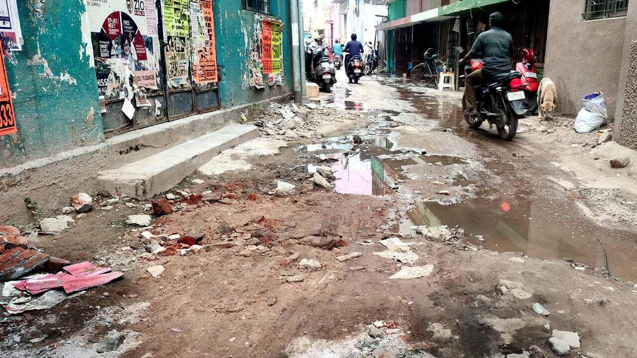 Madurai pothole repair plan draws flak for ignoring interior roads