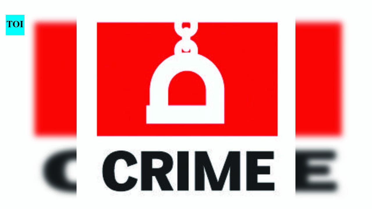 Man found dead, police suspect foul play - The Times of India