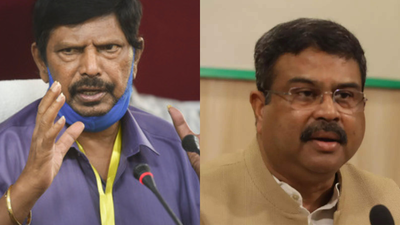 NEET paper leak: No need for Dharmendra Pradhan's resignation, action ...