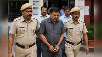 PMC job scam: Youths cheated of ₹45L, peon held