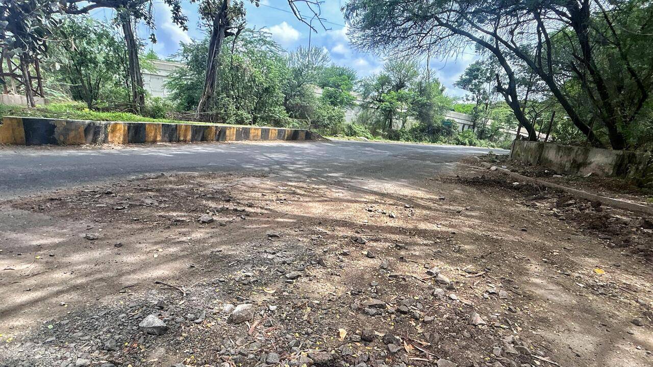 Pothole-ridden Khadki Cantonment roads leave residents, commuters fuming