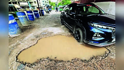 City roads require urgent makeover