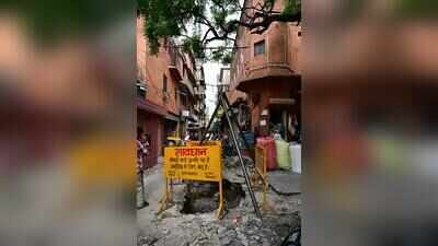 Road left dug up for six weeks adds to Jaipur’s Walled City woes