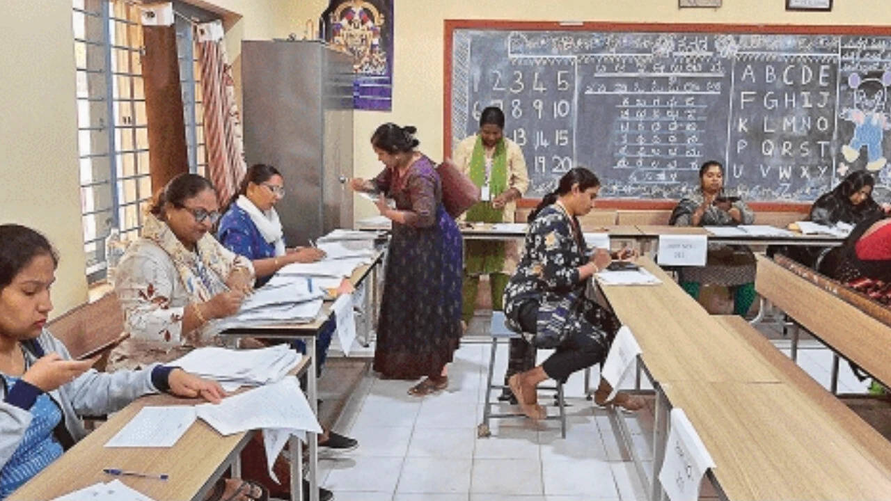 30% teachers on SIR duty, academic lessons in Karnataka govt schools take a hit