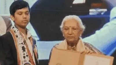 'Sorry papa, I tried': Kanpur BTech gold medallist dies by suicide after 50 failed govt job attempts