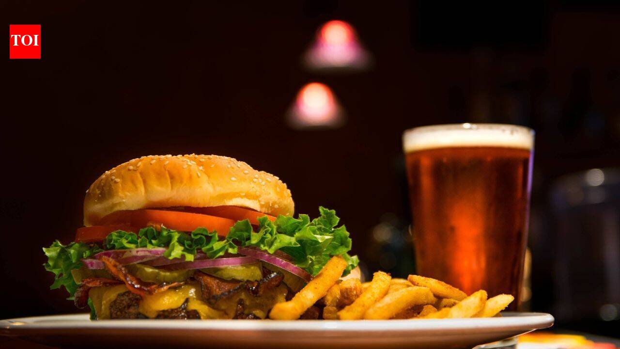 Planning to eat at the World Cup final? This single snack bill will empty your wallet!