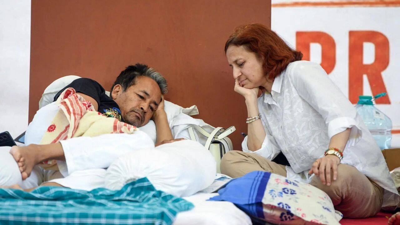‘उनका अनशन जारी रखने का इरादा है’: सोनम वांगचुक की पत्नी ने संसद मार्च का नेतृत्व करने का संकल्प लिया | भारत समाचार